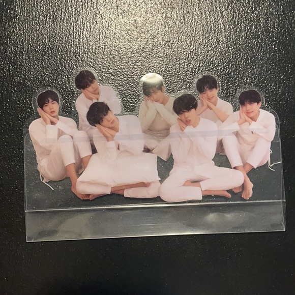 Love Yourself Tear (R) - Picture 4 of 4